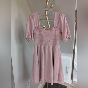 🩷🥧Nine West Light Mauve Smocked Mini Dress